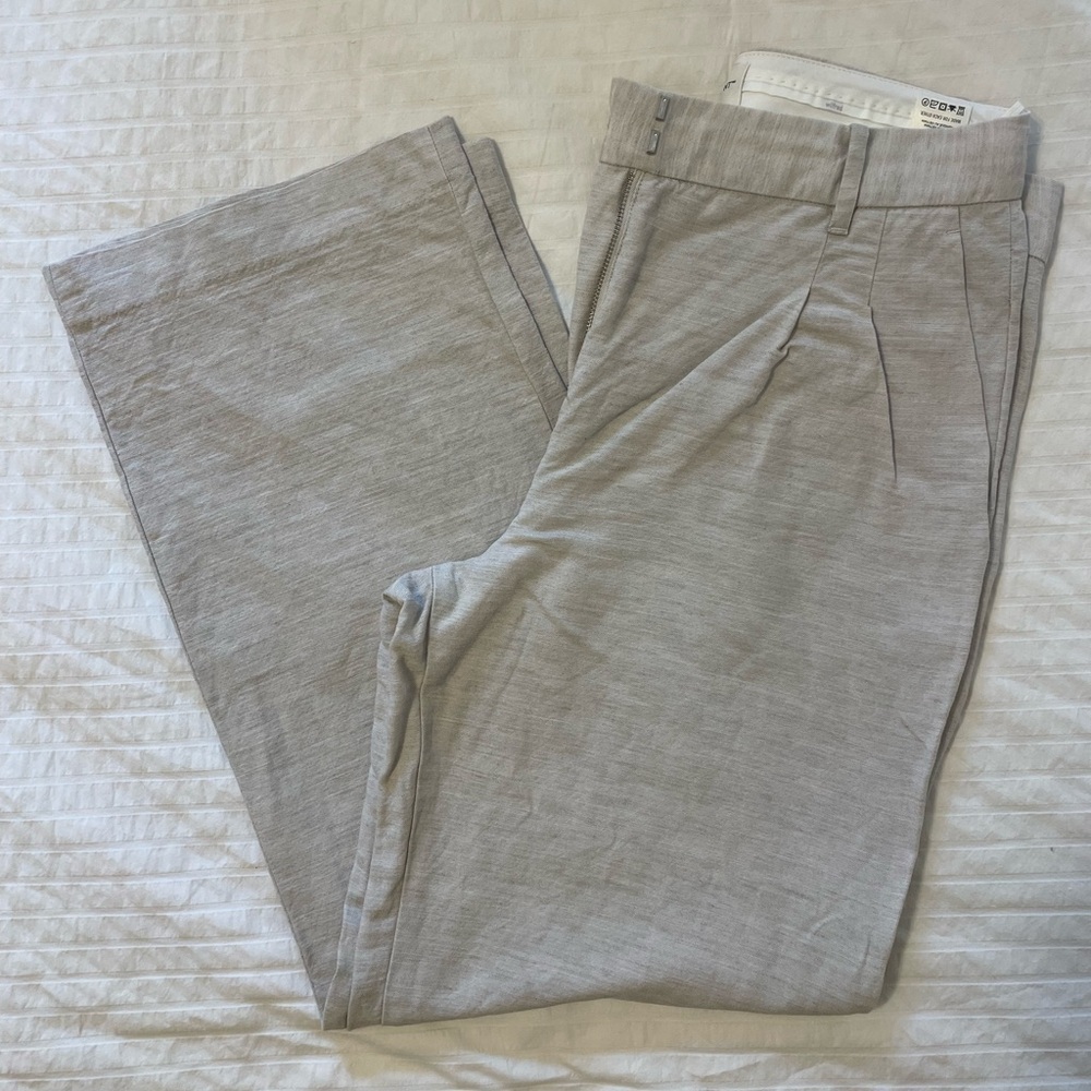 ARITZIA-The Effortless Pants -CruiseLinen- size 10 , natural ecru - Picture 3 of 7